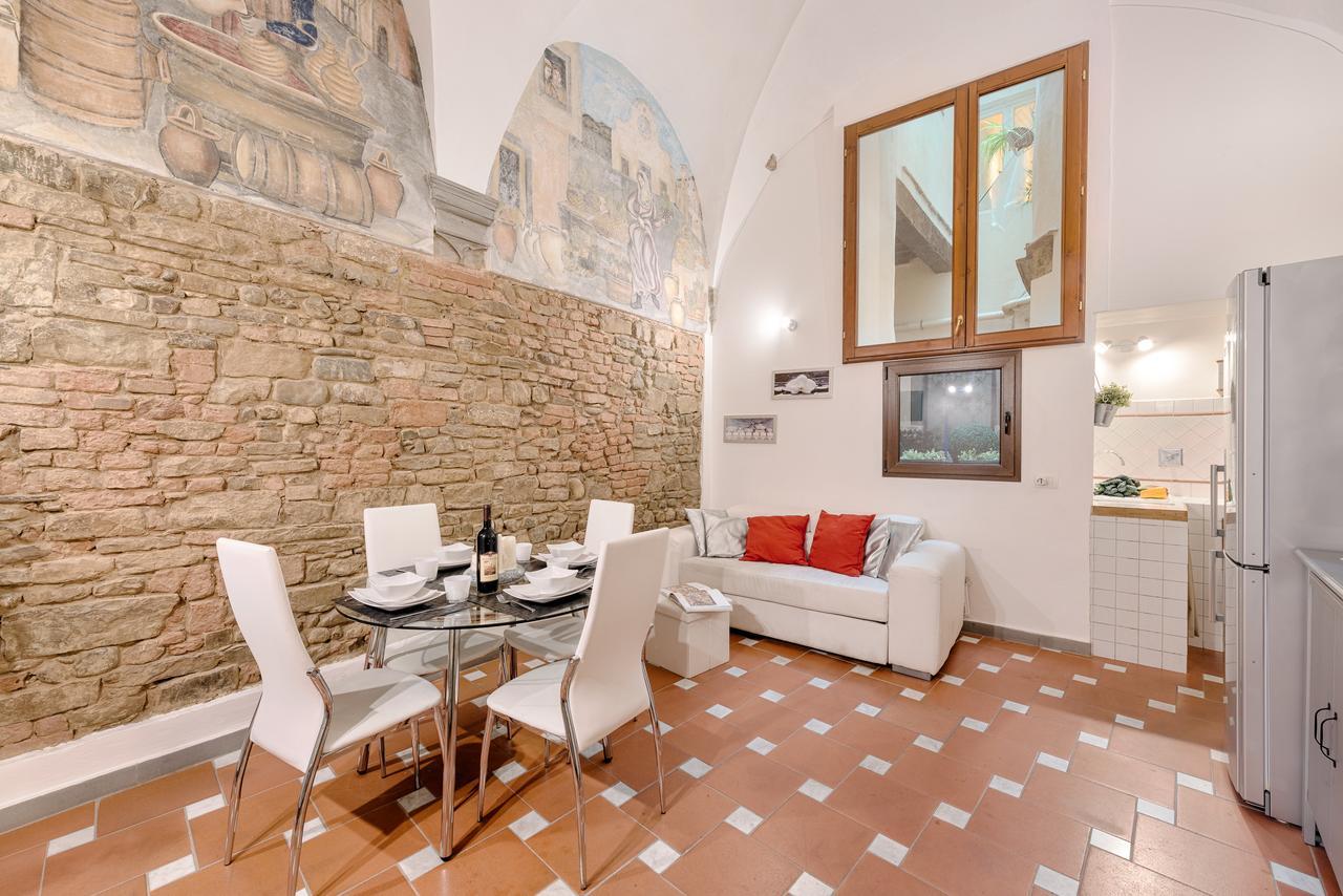 Santo Spirito Frescos By Mmega Apartment Florence Ngoại thất bức ảnh